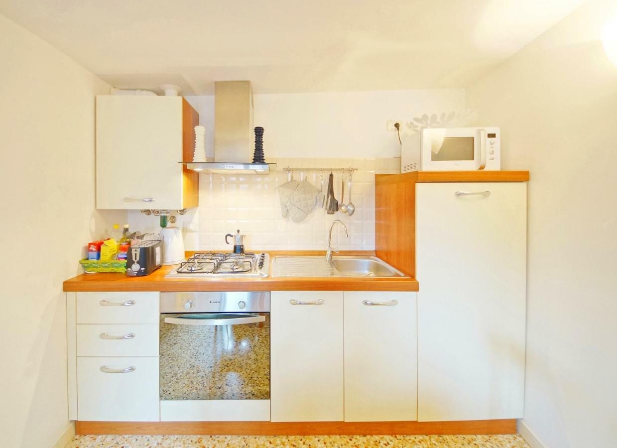 Sant'aponal Rialto Apartament *