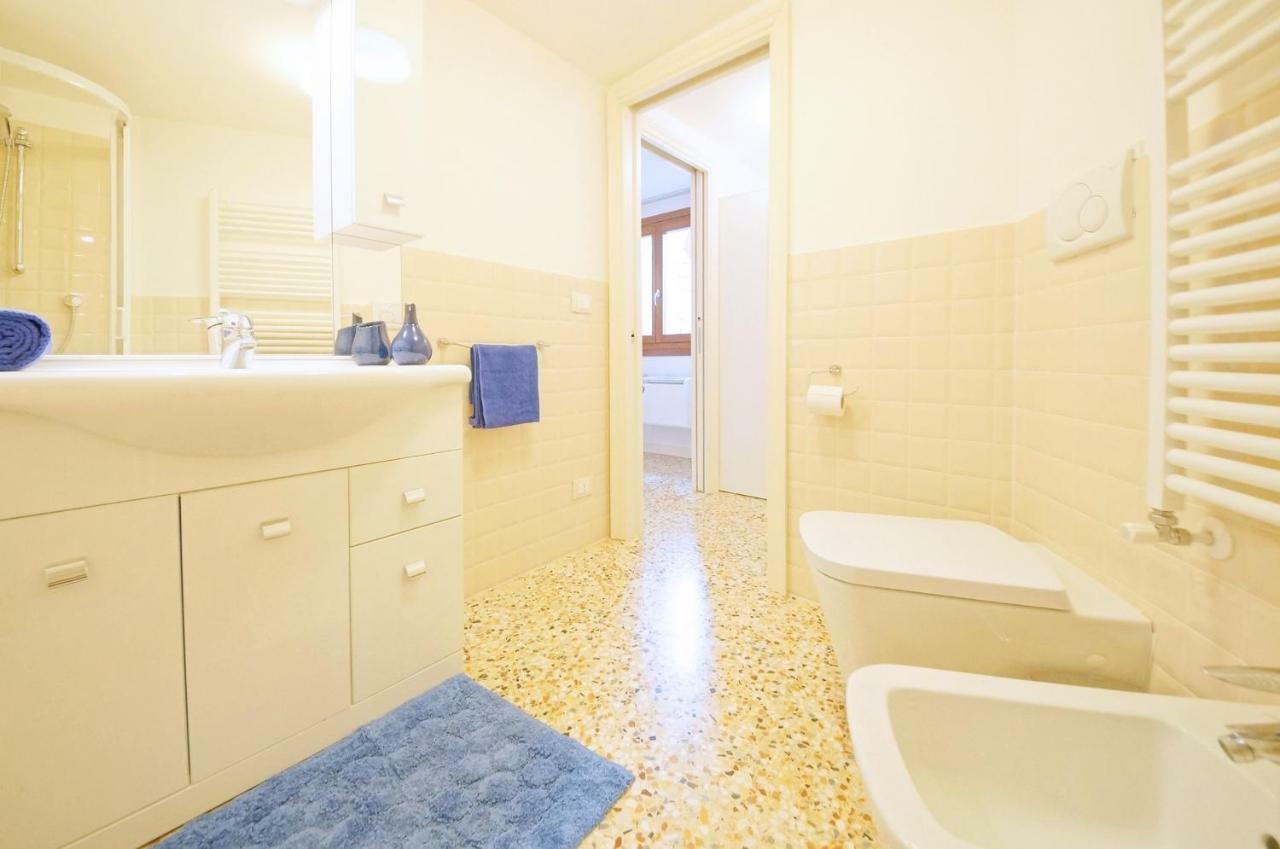 Sant'aponal Rialto Apartament *